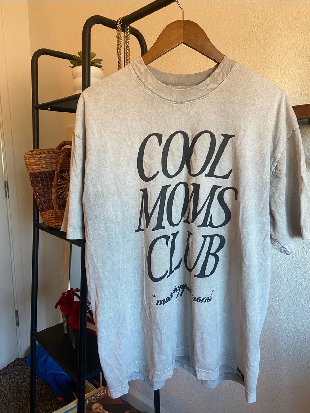 Cool Moms Club Graphic Tee - Light Gray